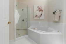 The Role of Rugs and Mats in Enhancing Bathroom Style